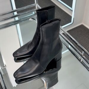 Saint Laurent ankle Boots